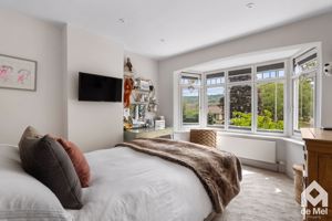 Photo 11- click for photo gallery